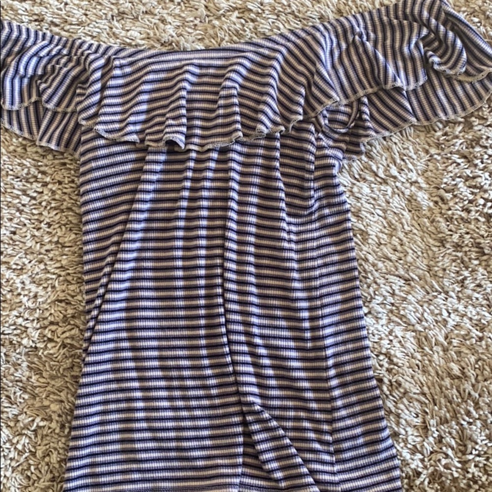 Aeropostale striped off the shoulder shirt